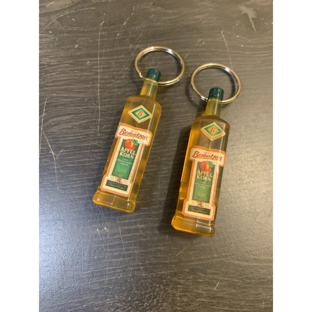 Berentzen Appel Apple Liqueur Liquor Keychain Key Ring Lucite Bottle Opener Set